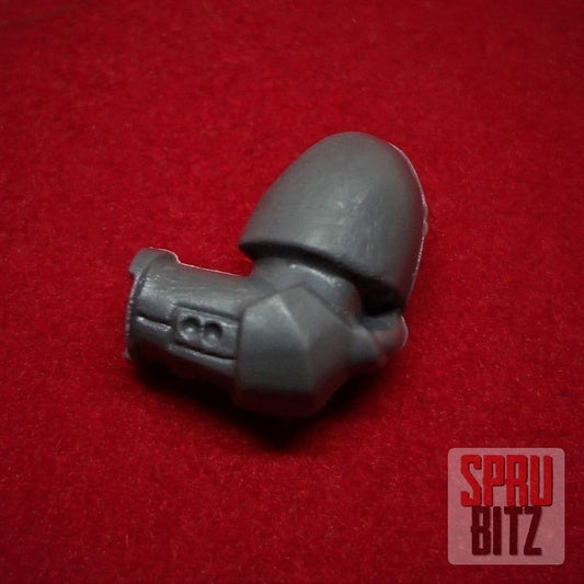 Space Wolves Wolf Pack Left Arm weapon holding (A)